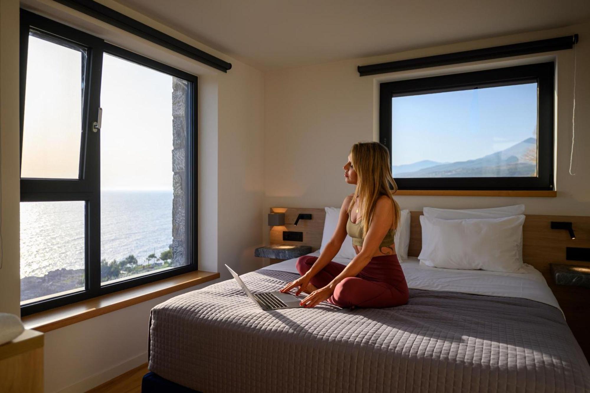 Mani Suites Agios Nikolaos  Extérieur photo