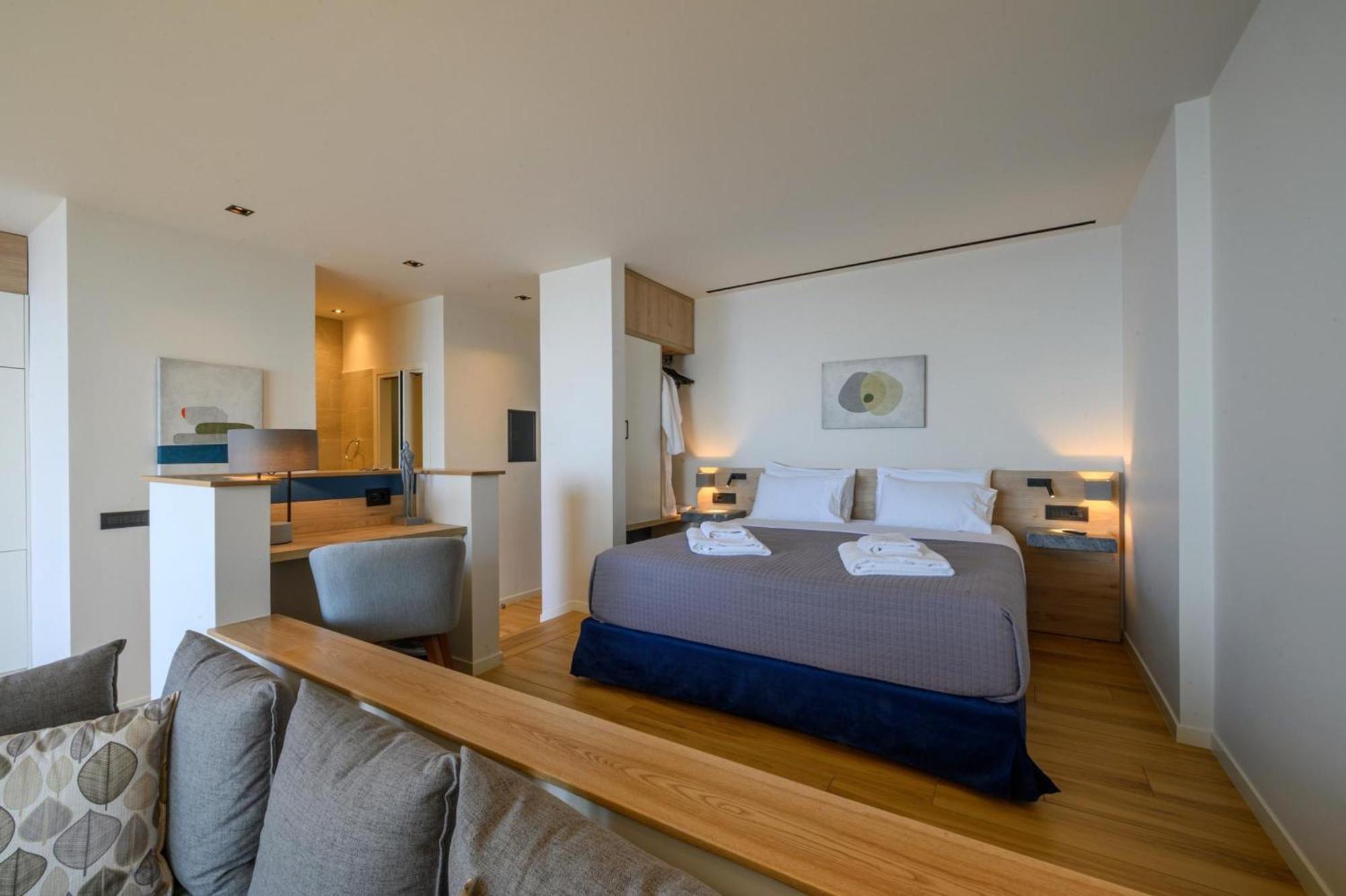 Mani Suites Agios Nikolaos  Extérieur photo